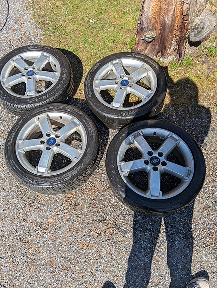 Alkuperäiset ford 17" vanteet