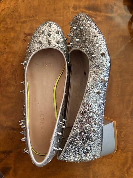 Hopeiset ballerinat 38