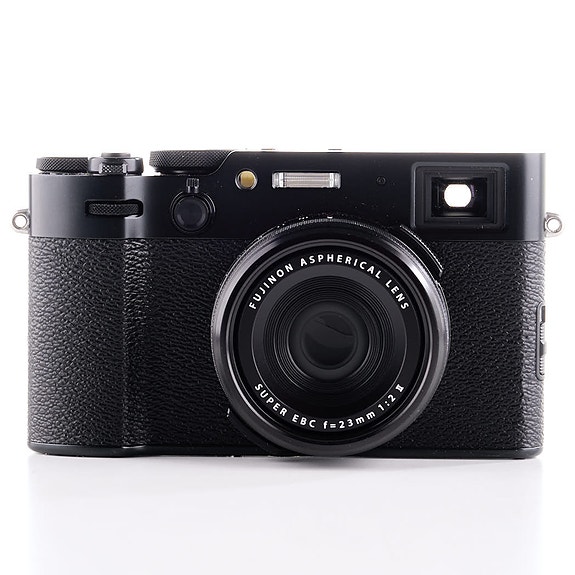 Fujifilm X100VI -kamera (sc. 3100) (käytetty)