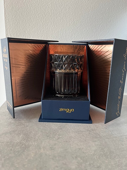 Zimaya Sharaf The Club Extrait de Parfum 100 ml miesten tuoksu