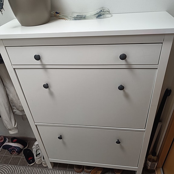 IKEA Hemnes valkoinen kenkäkaappi