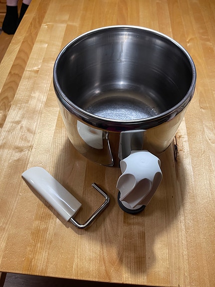 Electrolux teräskulho ja vispilä yleiskoneeseen