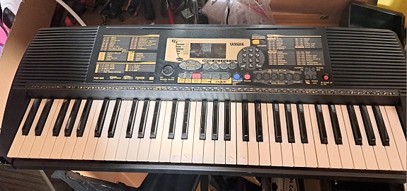 Yamaha psr-225