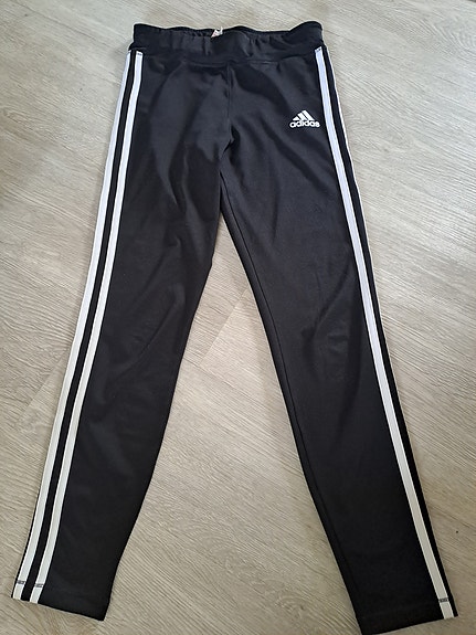 Adidas trikoot, 152