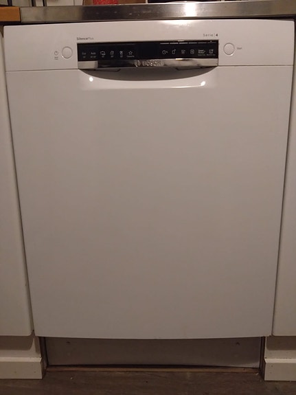 Astianpesukone Bosch Serie 4 Silence Plus SMU4HVW72S