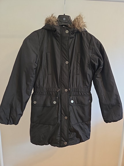 Musta toppatakki, koko 150 cm