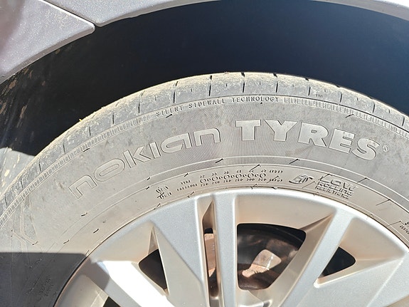 Nokian kesärenkaat 4kpl 215/60R16
