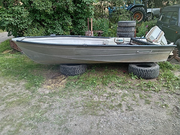 Kello alumiinivene