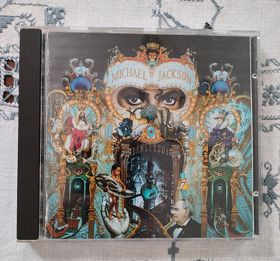 Michael Jackson Dangerous CD-albumi