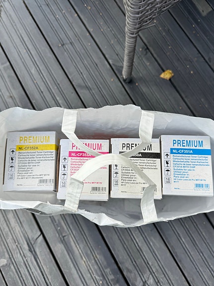 Annetaan Premium mustekasetit HP Color Laser Jet sarja, 4 väriä