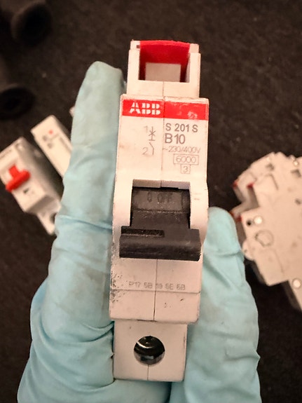 ABB S201 B10 johdonsuojakatkaisija
