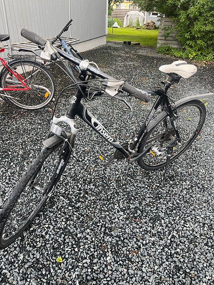 Insera hybridi 28" M miesten polkupyörä