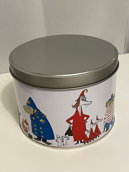 Peltinen muumipurkki