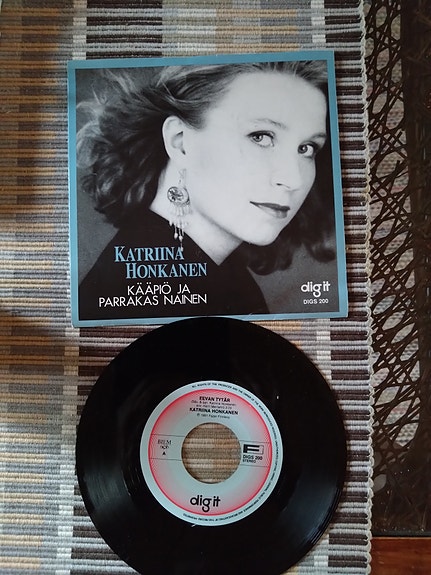 Katriina Honkanen 7" Eevan tytär