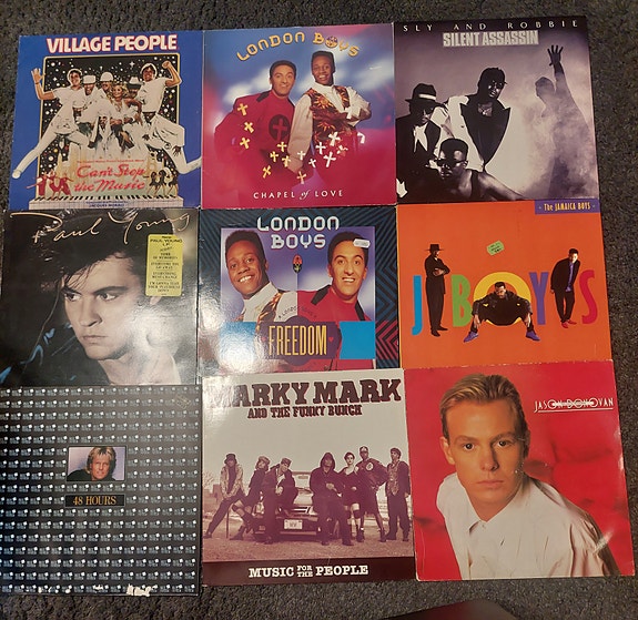 12" vinyylilevyjä 80–90-luvun pop ja dance