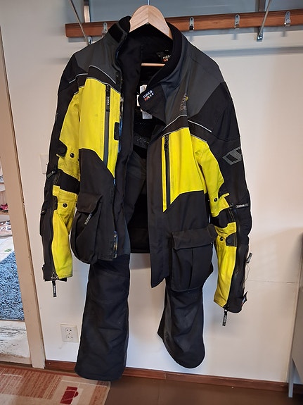 Rukka gore tex ajopuku koko 54