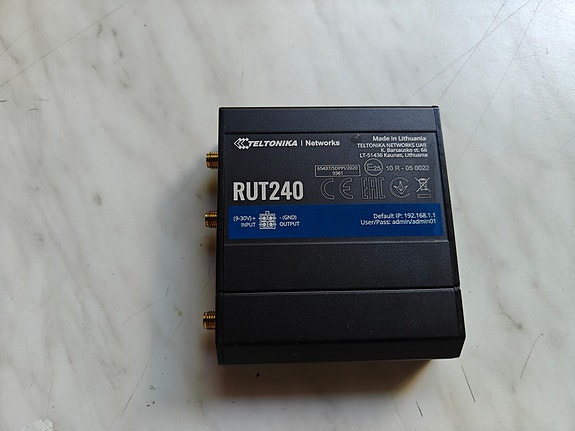 Teltonika RUT240 3G/4G/LTE-modeemi / reititin