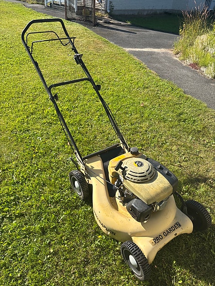 Pro Garden ruohonleikkuri bensakäyttöinen