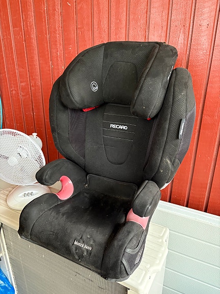 Recaro turvaistuin isofix koko 36 musta