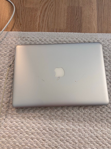 Apple MacBook Pro 13"  hopea Late 2011