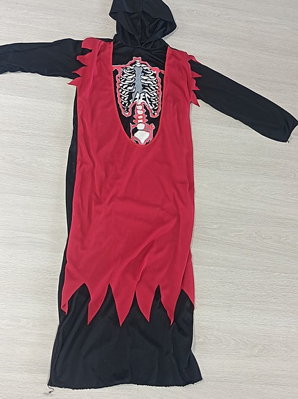 Halloween asu 134-140cm