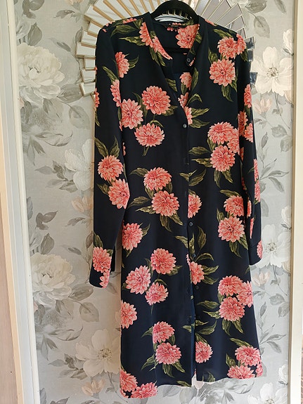 Vero Moda mekko M