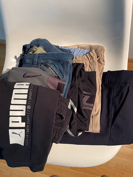 Mm. Puma, Nike, Villervalla. Poikien housuja koko 152 sininen