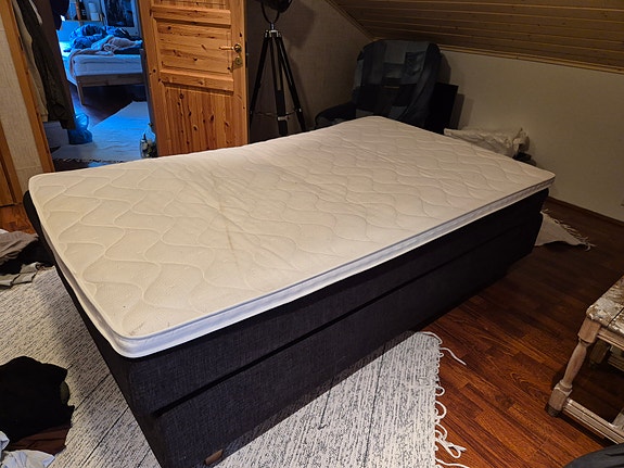 Annetaan jenkkisänky 120cm