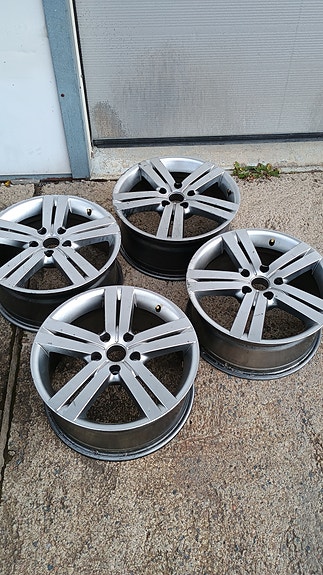 Alessio 17" vanteet 5x114.3mm