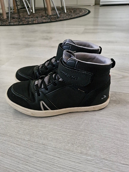 Vikin GoreTex kengät koko 38