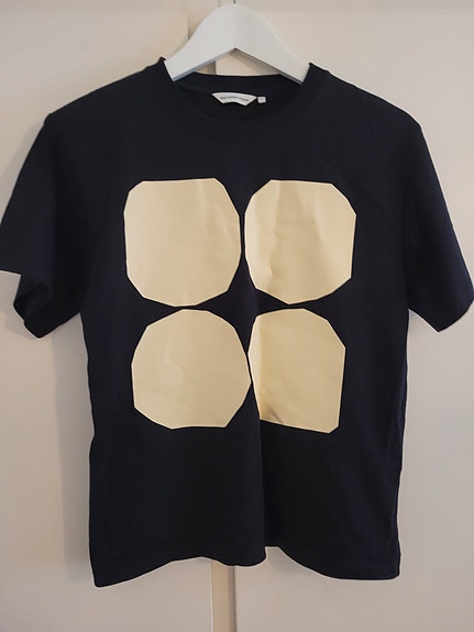 Marimekko Karhunputki pienet kivet