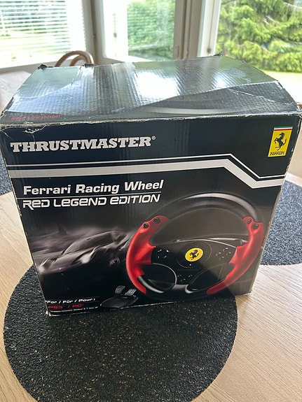 Thrustmaster Ferrari Racing Wheel Red Legend Edition rattiohjain PC/PS3