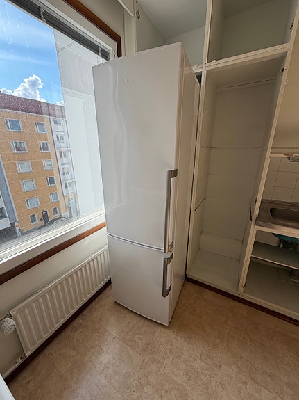 Gram jääkaappipakastin