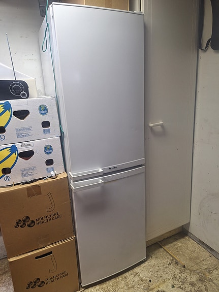 Miele jääkaappipakastin