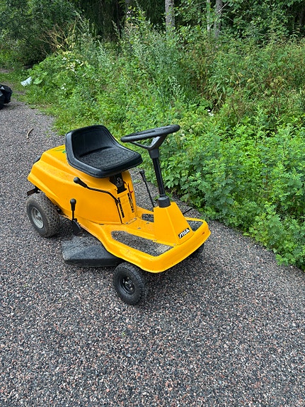 Stiga ajoleikkuri