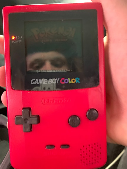 Nintendo Game Boy Color punainen pelikonsoli