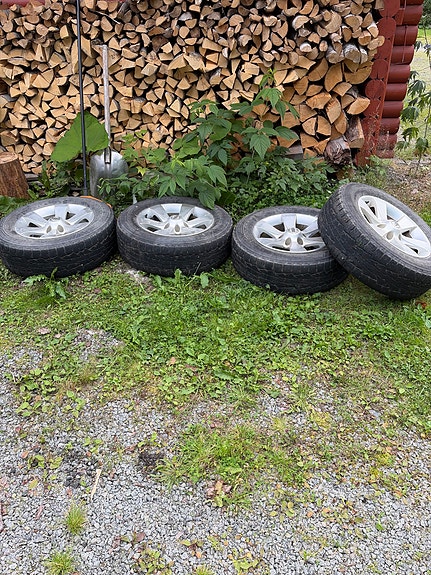 Nissan Terrano 2 alumiinivanteet