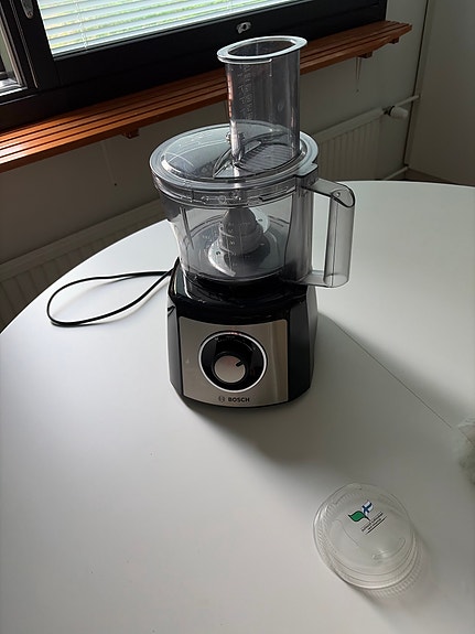 Bosch monitoimikone