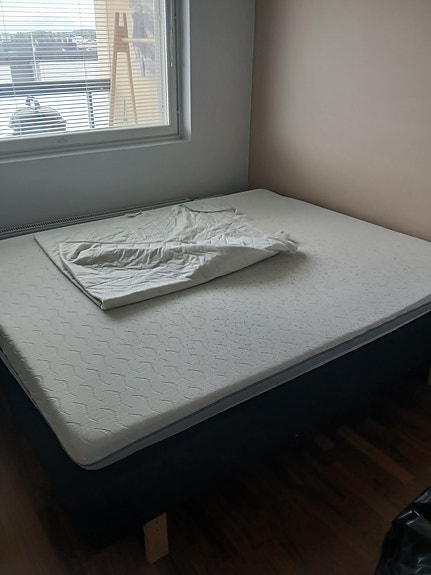 TEMPUR sänky ja patja