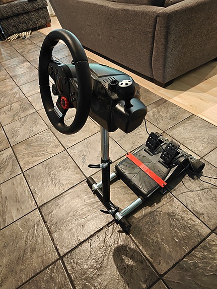 Wheel stand pro ja Logitech driving force GT