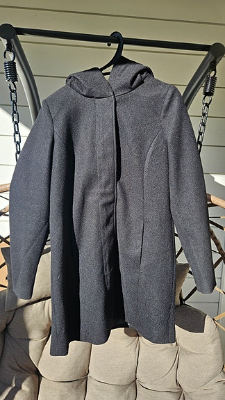 Vero Moda musta villakangastakki koko M