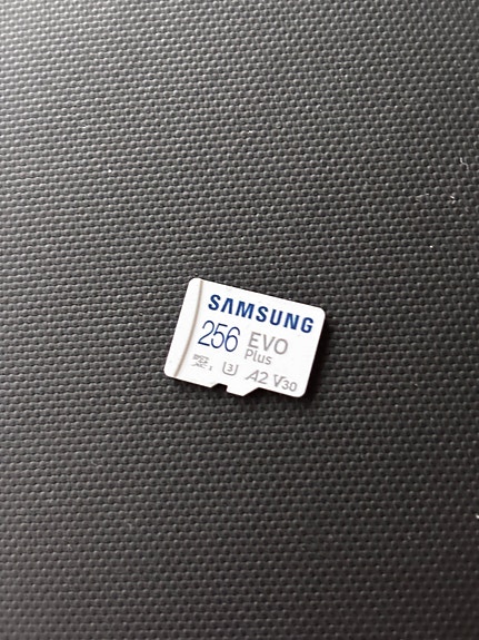 Samsung EVO Plus 256 Gt microSDXC -muistikortti