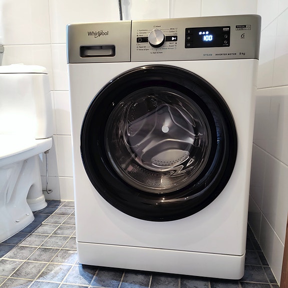 Whirlpool 9 kg / 1400 rpm pyykinpesukone