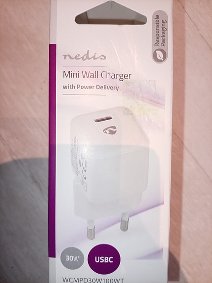 Nedis Mini Wall Charger USB‑C laturi