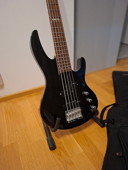 ESP LTD B-55 viisikielinen basso