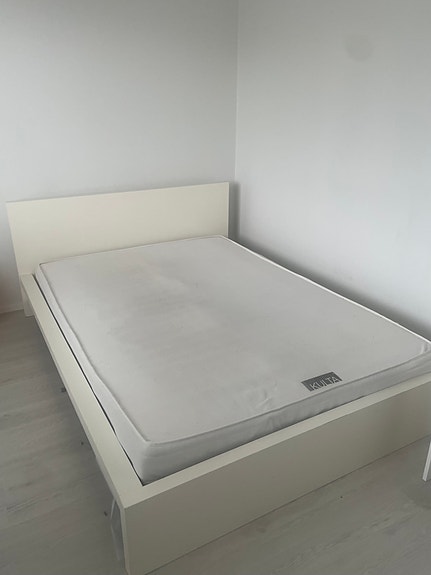 IKEA Malm Bed + Kulta Mattress 140x200