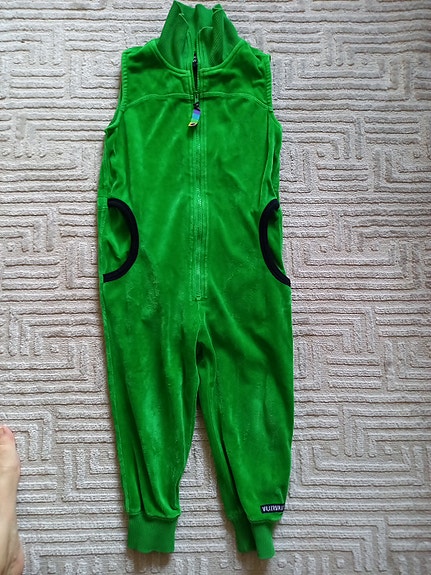 Villervalla samettihaalari koko 104 vihreä unisex