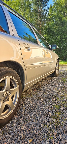 Volvo Nodus 16" | Hyvät kesärenkaat!