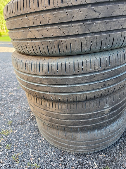 175/65 15" kesärenkaat.