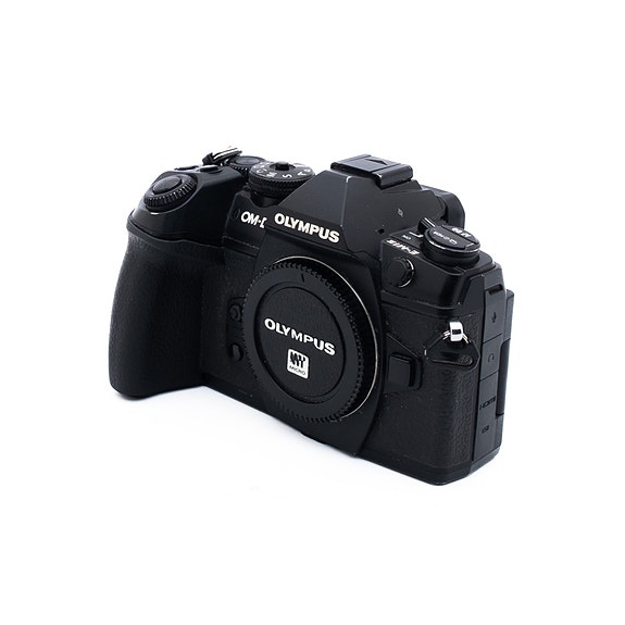 Olympus OM-D E-M1 Mark II – Käytetty